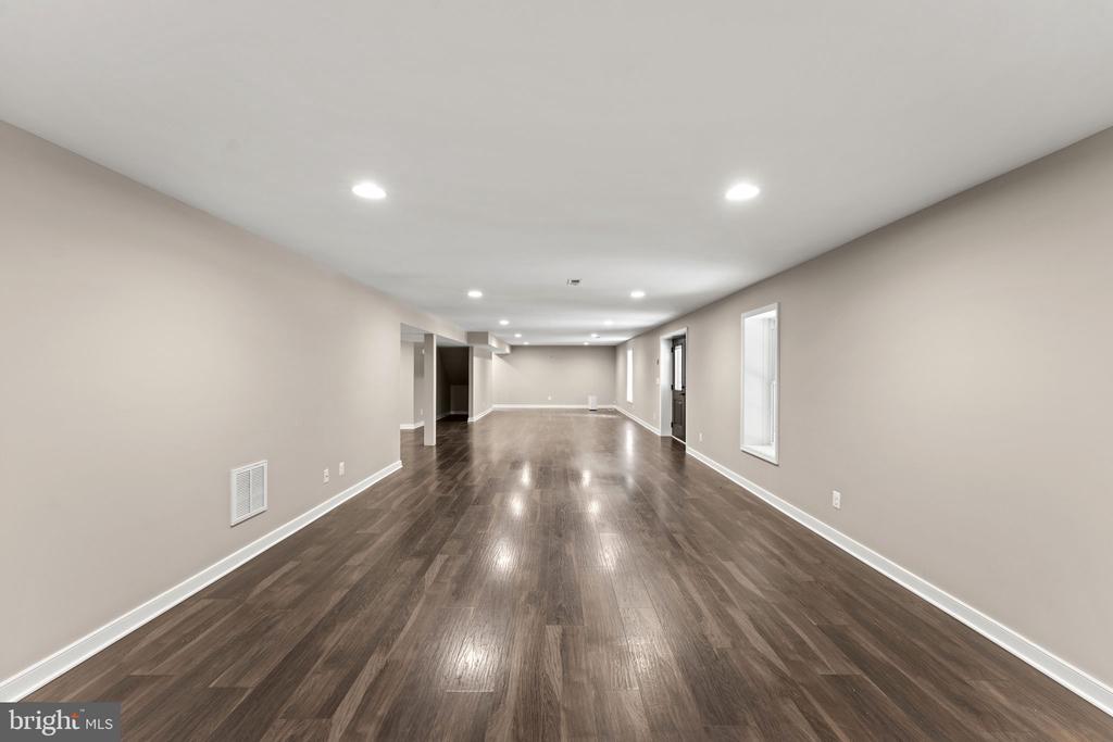 9711 CLARKES RD, BEALETON, Virginia 22712, 4 Bedrooms Bedrooms, ,4 BathroomsBathrooms,Residential,9711 CLARKES RD,VAFQ2022418 MLS # VAFQ2022418 9711 CLARKES RD, BEALETON, Virginia 22712, 4 Bedrooms Bedrooms, ,4 BathroomsBathrooms,Residential,9711 CLARKES RD,VAFQ2022418 MLS # VAFQ2022418