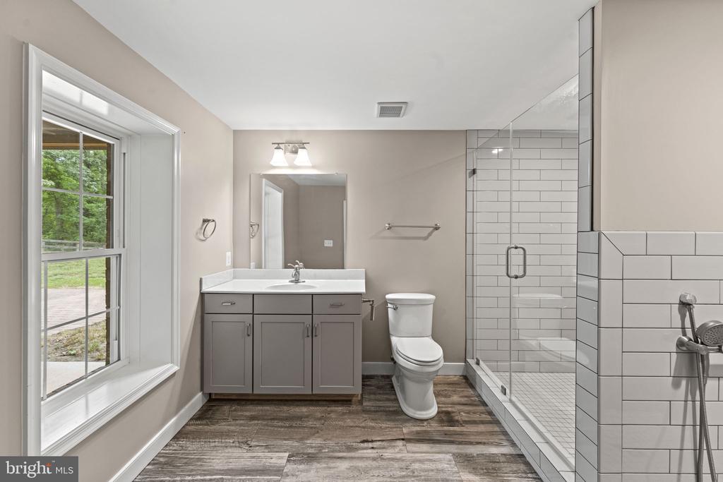 9711 CLARKES RD, BEALETON, Virginia 22712, 4 Bedrooms Bedrooms, ,4 BathroomsBathrooms,Residential,9711 CLARKES RD,VAFQ2022418 MLS # VAFQ2022418 9711 CLARKES RD, BEALETON, Virginia 22712, 4 Bedrooms Bedrooms, ,4 BathroomsBathrooms,Residential,9711 CLARKES RD,VAFQ2022418 MLS # VAFQ2022418