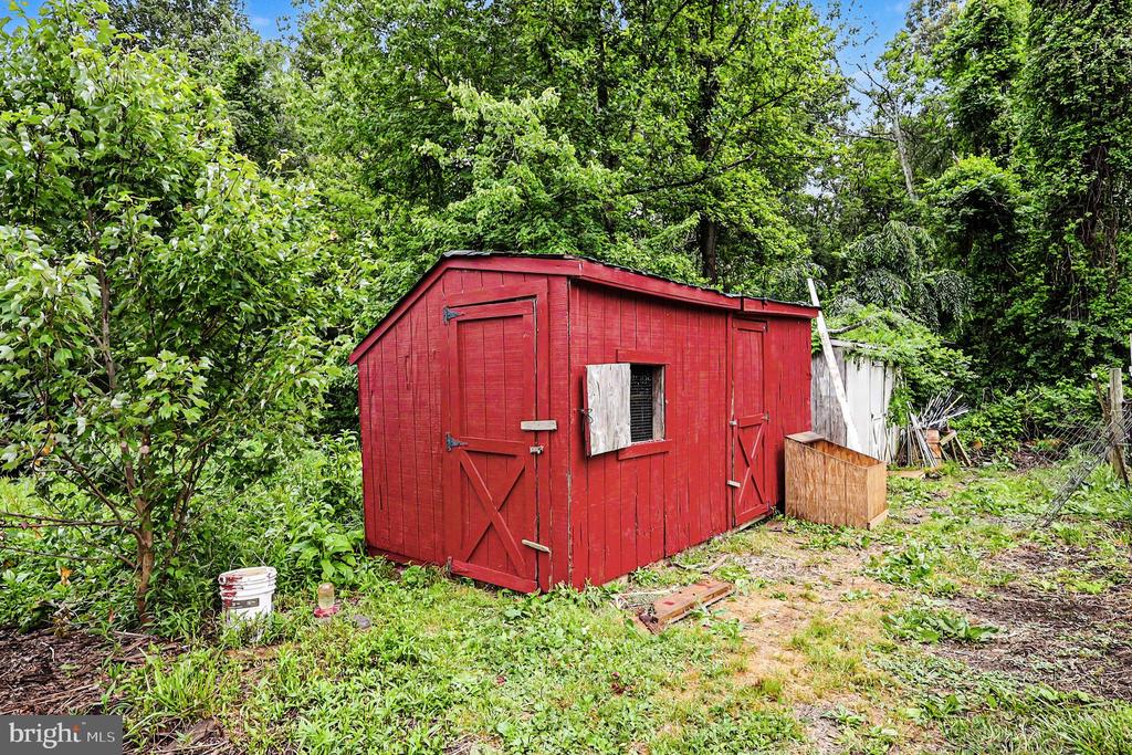 3085 INDIAN RUN RD, AMISSVILLE, Virginia 20106, 3 Bedrooms Bedrooms, ,2 BathroomsBathrooms,Residential,3085 INDIAN RUN RD,VACU2013984 MLS # VACU2013984 3085 INDIAN RUN RD, AMISSVILLE, Virginia 20106, 3 Bedrooms Bedrooms, ,2 BathroomsBathrooms,Residential,3085 INDIAN RUN RD,VACU2013984 MLS # VACU2013984