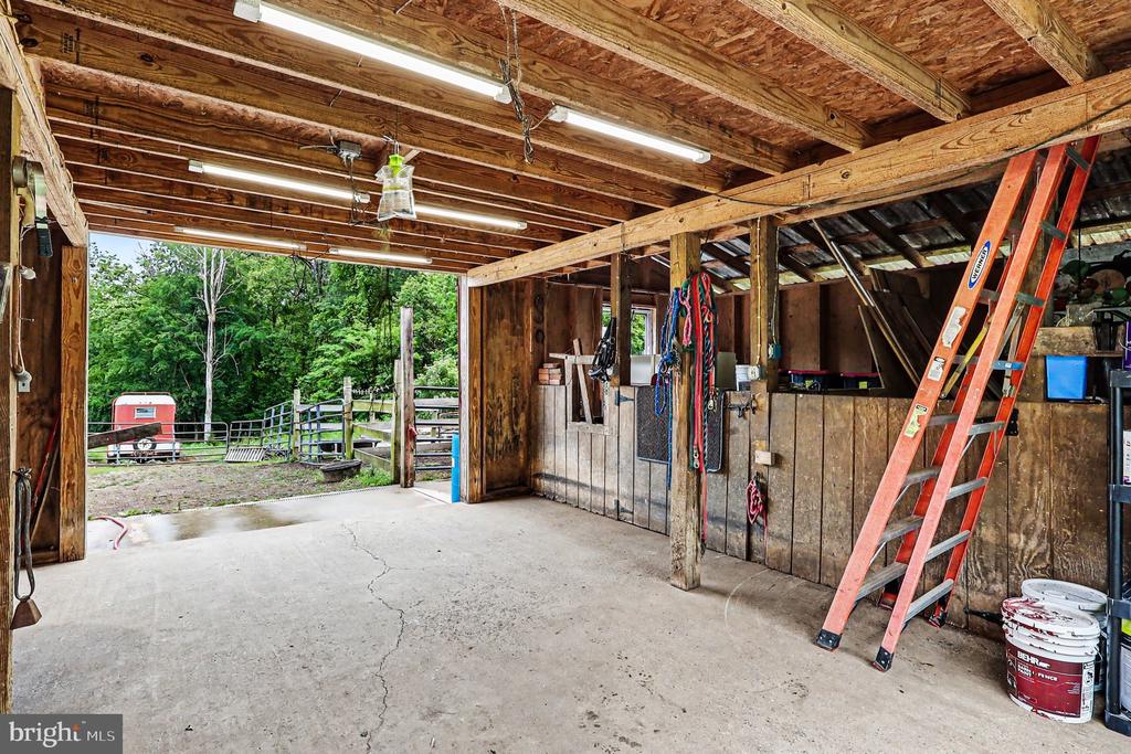 3085 INDIAN RUN RD, AMISSVILLE, Virginia 20106, 3 Bedrooms Bedrooms, ,2 BathroomsBathrooms,Residential,3085 INDIAN RUN RD,VACU2013984 MLS # VACU2013984 3085 INDIAN RUN RD, AMISSVILLE, Virginia 20106, 3 Bedrooms Bedrooms, ,2 BathroomsBathrooms,Residential,3085 INDIAN RUN RD,VACU2013984 MLS # VACU2013984