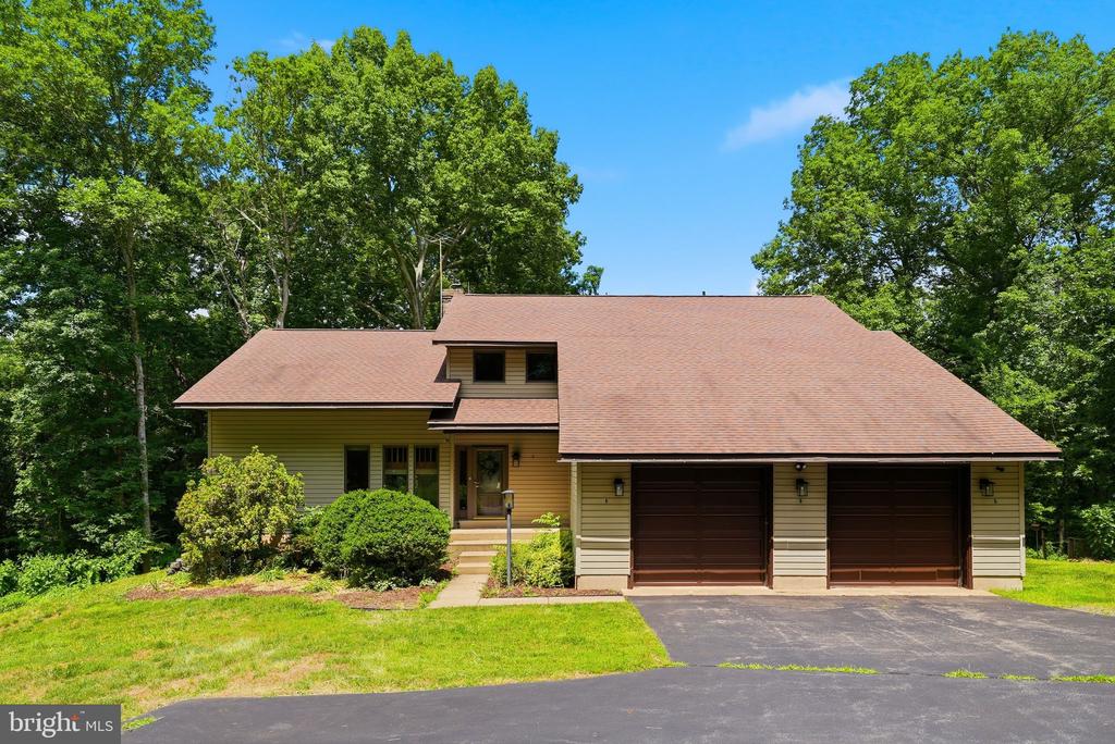 8423 LOCK LN, WARRENTON, Virginia 20186, 3 Bedrooms Bedrooms, ,3 BathroomsBathrooms,Residential,8423 LOCK LN,VAFQ2022492 MLS # VAFQ2022492