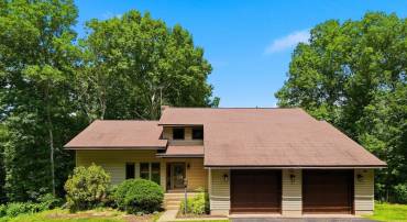 8423 LOCK LN, WARRENTON, Virginia 20186, 3 Bedrooms Bedrooms, ,3 BathroomsBathrooms,Residential,8423 LOCK LN,VAFQ2022492 MLS # VAFQ2022492
