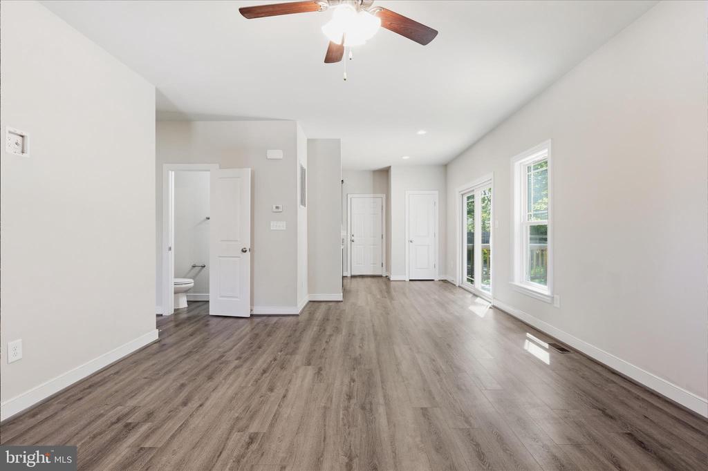 5222 CALVERT CT, FREDERICKSBURG, Virginia 22407, 4 Bedrooms Bedrooms, ,2 BathroomsBathrooms,Residential,5222 CALVERT CT,VASP2042816 MLS # VASP2042816
