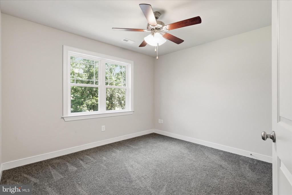 5222 CALVERT CT, FREDERICKSBURG, Virginia 22407, 4 Bedrooms Bedrooms, ,2 BathroomsBathrooms,Residential,5222 CALVERT CT,VASP2042816 MLS # VASP2042816