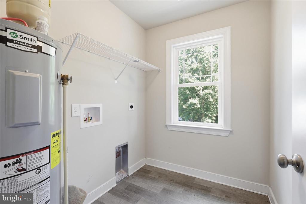 5222 CALVERT CT, FREDERICKSBURG, Virginia 22407, 4 Bedrooms Bedrooms, ,2 BathroomsBathrooms,Residential,5222 CALVERT CT,VASP2042816 MLS # VASP2042816