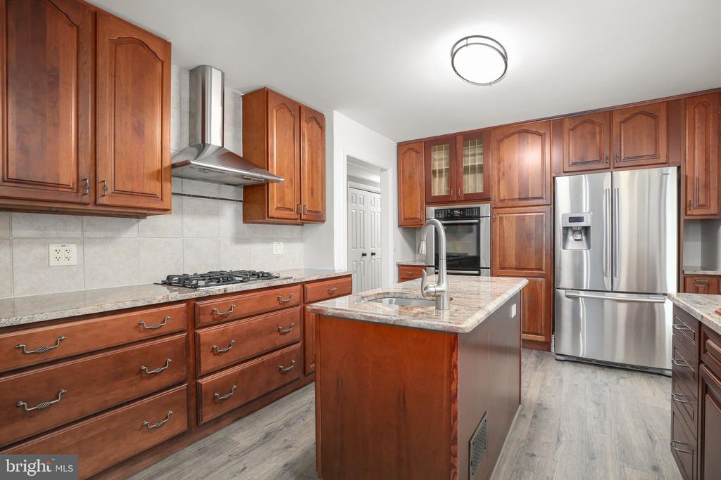 211 HARDWOOD LN, FREDERICKSBURG, Virginia 22408, 4 Bedrooms Bedrooms, ,3 BathroomsBathrooms,Residential,211 HARDWOOD LN,VASP2042850 MLS # VASP2042850 211 HARDWOOD LN, FREDERICKSBURG, Virginia 22408, 4 Bedrooms Bedrooms, ,3 BathroomsBathrooms,Residential,211 HARDWOOD LN,VASP2042850 MLS # VASP2042850