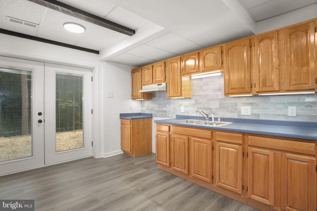 211 HARDWOOD LN, FREDERICKSBURG, Virginia 22408, 4 Bedrooms Bedrooms, ,3 BathroomsBathrooms,Residential,211 HARDWOOD LN,VASP2042850 MLS # VASP2042850 211 HARDWOOD LN, FREDERICKSBURG, Virginia 22408, 4 Bedrooms Bedrooms, ,3 BathroomsBathrooms,Residential,211 HARDWOOD LN,VASP2042850 MLS # VASP2042850