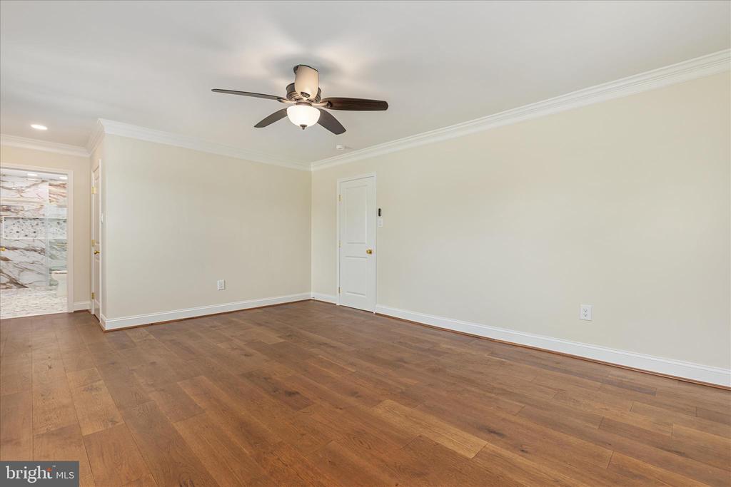 7336 COMPTON LN, NOKESVILLE, Virginia 20181, 5 Bedrooms Bedrooms, ,4 BathroomsBathrooms,Residential,7336 COMPTON LN,VAFQ2022496 MLS # VAFQ2022496