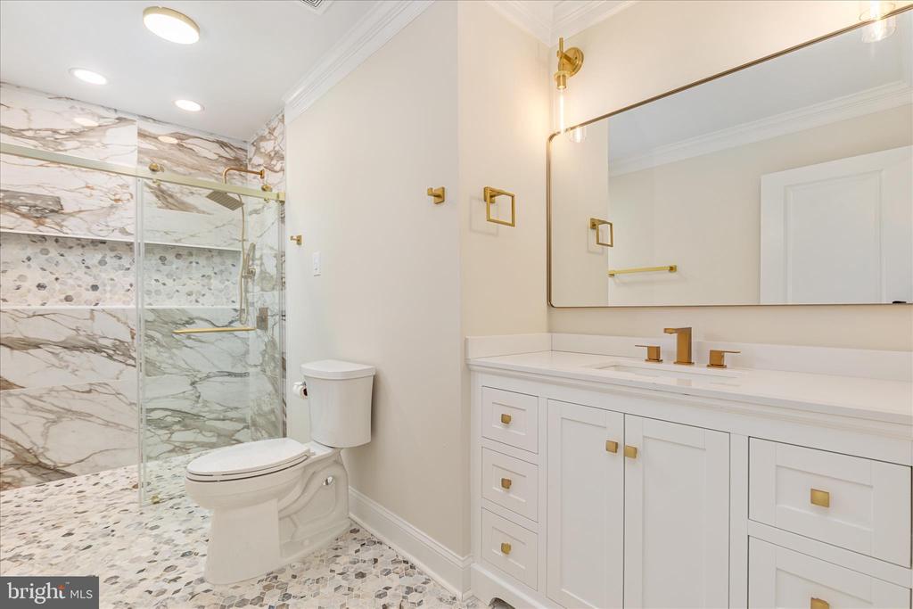 7336 COMPTON LN, NOKESVILLE, Virginia 20181, 5 Bedrooms Bedrooms, ,4 BathroomsBathrooms,Residential,7336 COMPTON LN,VAFQ2022496 MLS # VAFQ2022496