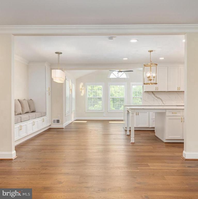 7336 COMPTON LN, NOKESVILLE, Virginia 20181, 5 Bedrooms Bedrooms, ,4 BathroomsBathrooms,Residential,7336 COMPTON LN,VAFQ2022496 MLS # VAFQ2022496