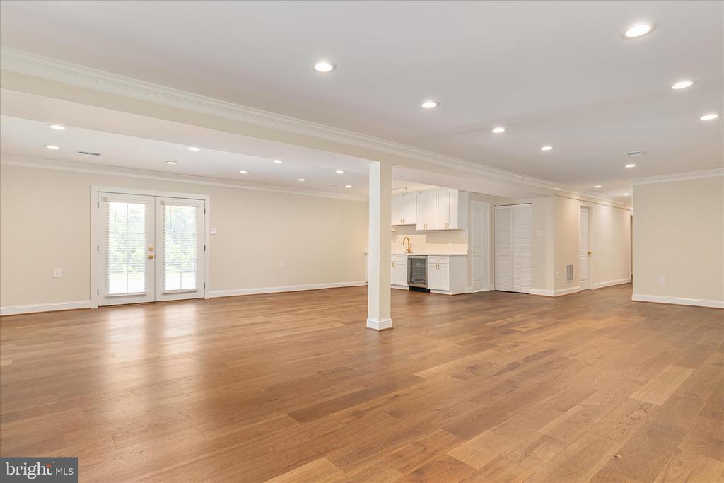7336 COMPTON LN, NOKESVILLE, Virginia 20181, 5 Bedrooms Bedrooms, ,4 BathroomsBathrooms,Residential,7336 COMPTON LN,VAFQ2022496 MLS # VAFQ2022496