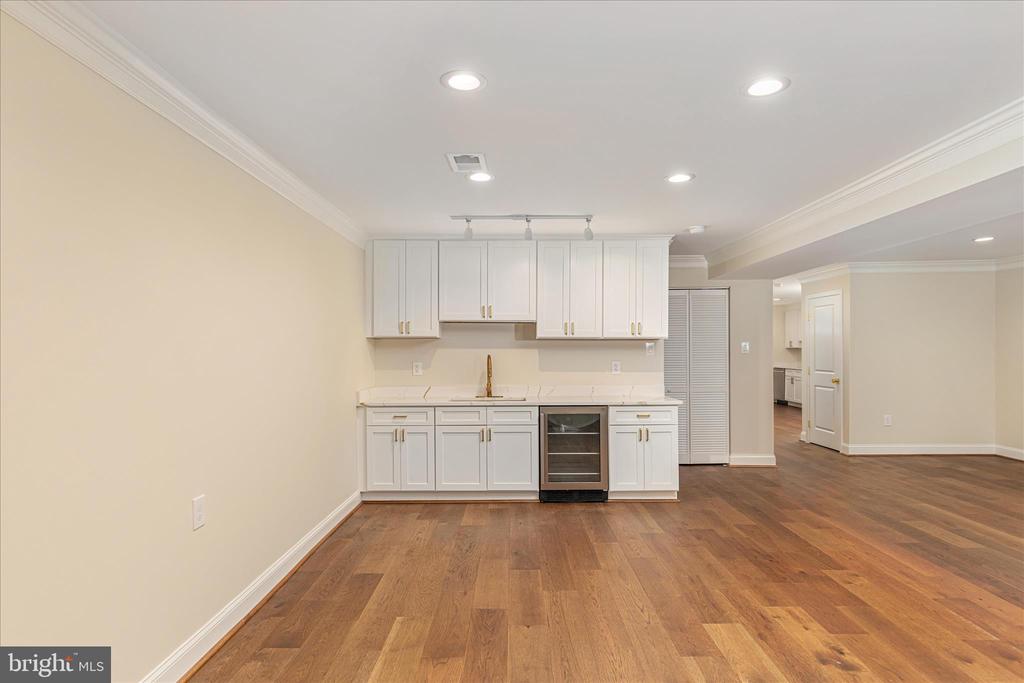 7336 COMPTON LN, NOKESVILLE, Virginia 20181, 5 Bedrooms Bedrooms, ,4 BathroomsBathrooms,Residential,7336 COMPTON LN,VAFQ2022496 MLS # VAFQ2022496