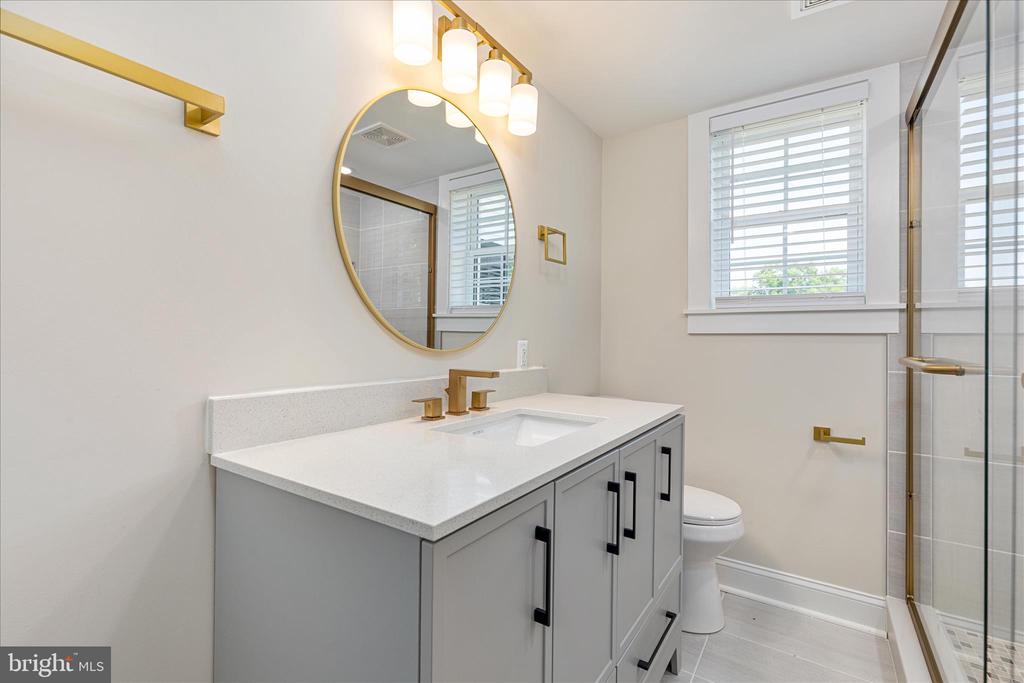 7336 COMPTON LN, NOKESVILLE, Virginia 20181, 5 Bedrooms Bedrooms, ,4 BathroomsBathrooms,Residential,7336 COMPTON LN,VAFQ2022496 MLS # VAFQ2022496