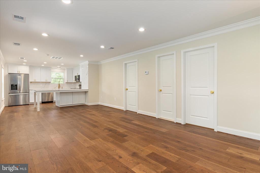 7336 COMPTON LN, NOKESVILLE, Virginia 20181, 5 Bedrooms Bedrooms, ,4 BathroomsBathrooms,Residential,7336 COMPTON LN,VAFQ2022496 MLS # VAFQ2022496