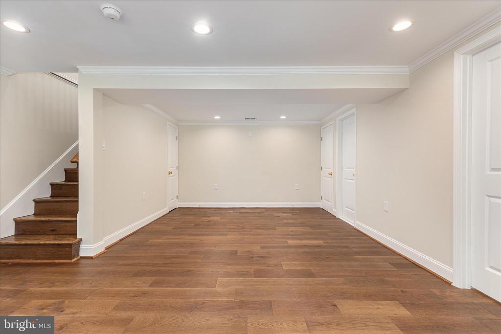 7336 COMPTON LN, NOKESVILLE, Virginia 20181, 5 Bedrooms Bedrooms, ,4 BathroomsBathrooms,Residential,7336 COMPTON LN,VAFQ2022496 MLS # VAFQ2022496