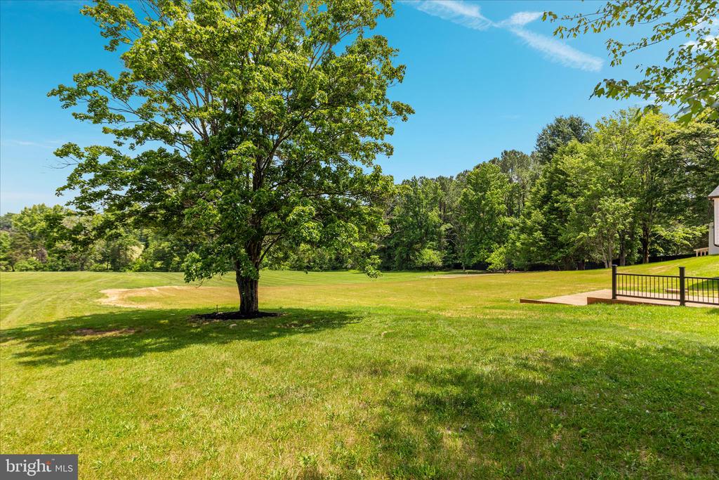 7336 COMPTON LN, NOKESVILLE, Virginia 20181, 5 Bedrooms Bedrooms, ,4 BathroomsBathrooms,Residential,7336 COMPTON LN,VAFQ2022496 MLS # VAFQ2022496