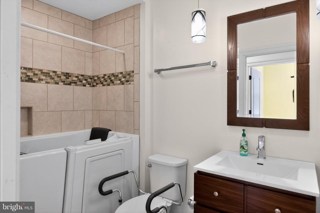 6360 TENNIS CT, BOSTON, Virginia 22713, 4 Bedrooms Bedrooms, ,2 BathroomsBathrooms,Residential,6360 TENNIS CT,VACU2014052 MLS # VACU2014052 6360 TENNIS CT, BOSTON, Virginia 22713, 4 Bedrooms Bedrooms, ,2 BathroomsBathrooms,Residential,6360 TENNIS CT,VACU2014052 MLS # VACU2014052