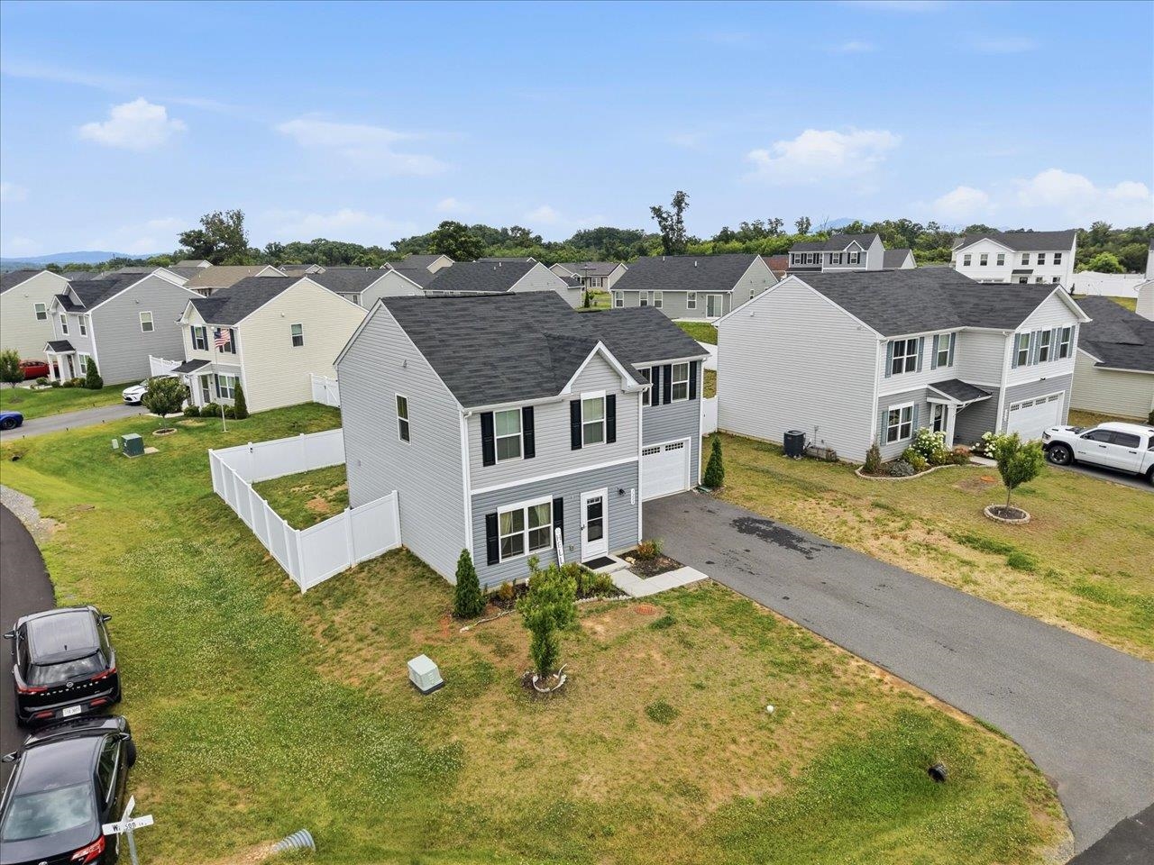 1208 WATSON DR, GROTTOES, Virginia 24441, 4 Bedrooms Bedrooms, ,2 BathroomsBathrooms,Residential,1208 WATSON DR,678339 MLS # 678339 1208 WATSON DR, GROTTOES, Virginia 24441, 4 Bedrooms Bedrooms, ,2 BathroomsBathrooms,Residential,1208 WATSON DR,678339 MLS # 678339