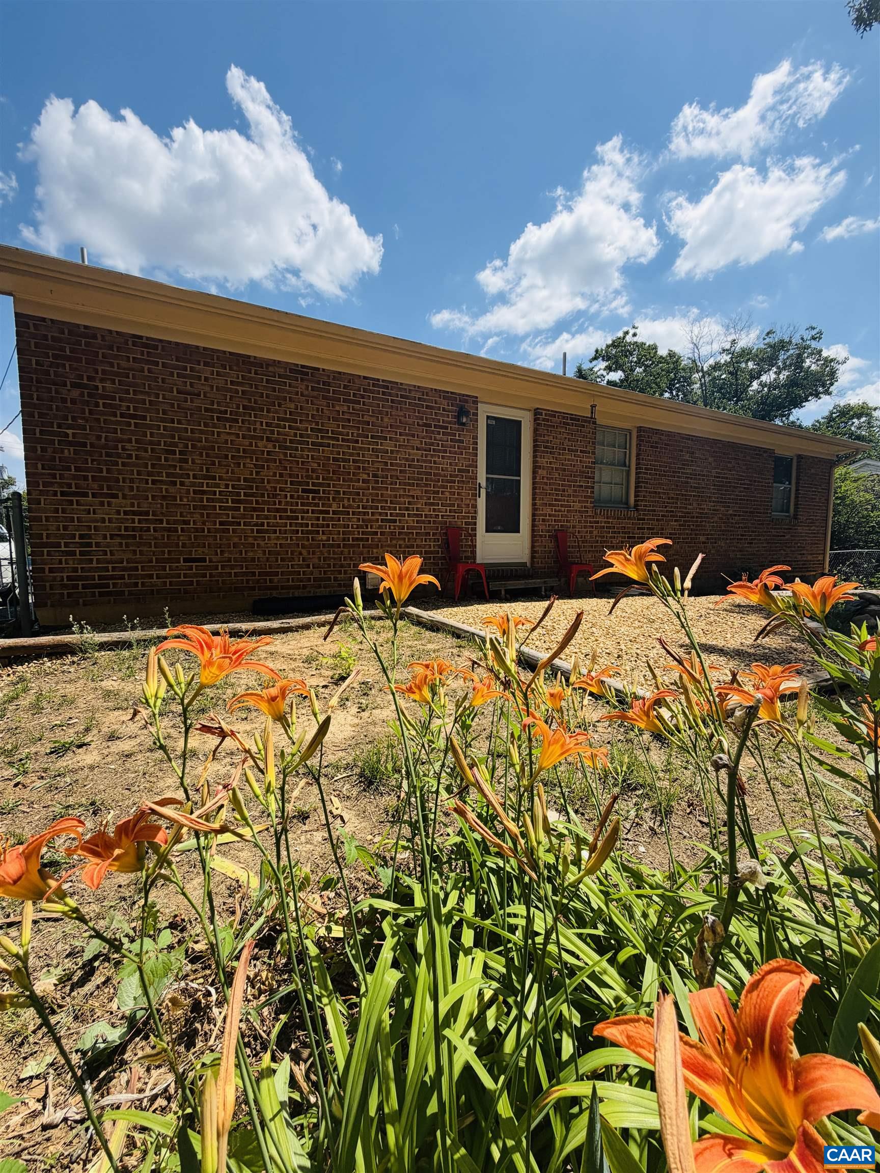 17 KEN VIEW AVE, VERONA, Virginia 24482, 3 Bedrooms Bedrooms, ,2 BathroomsBathrooms,Residential,17 KEN VIEW AVE,678351 MLS # 678351 17 KEN VIEW AVE, VERONA, Virginia 24482, 3 Bedrooms Bedrooms, ,2 BathroomsBathrooms,Residential,17 KEN VIEW AVE,678351 MLS # 678351