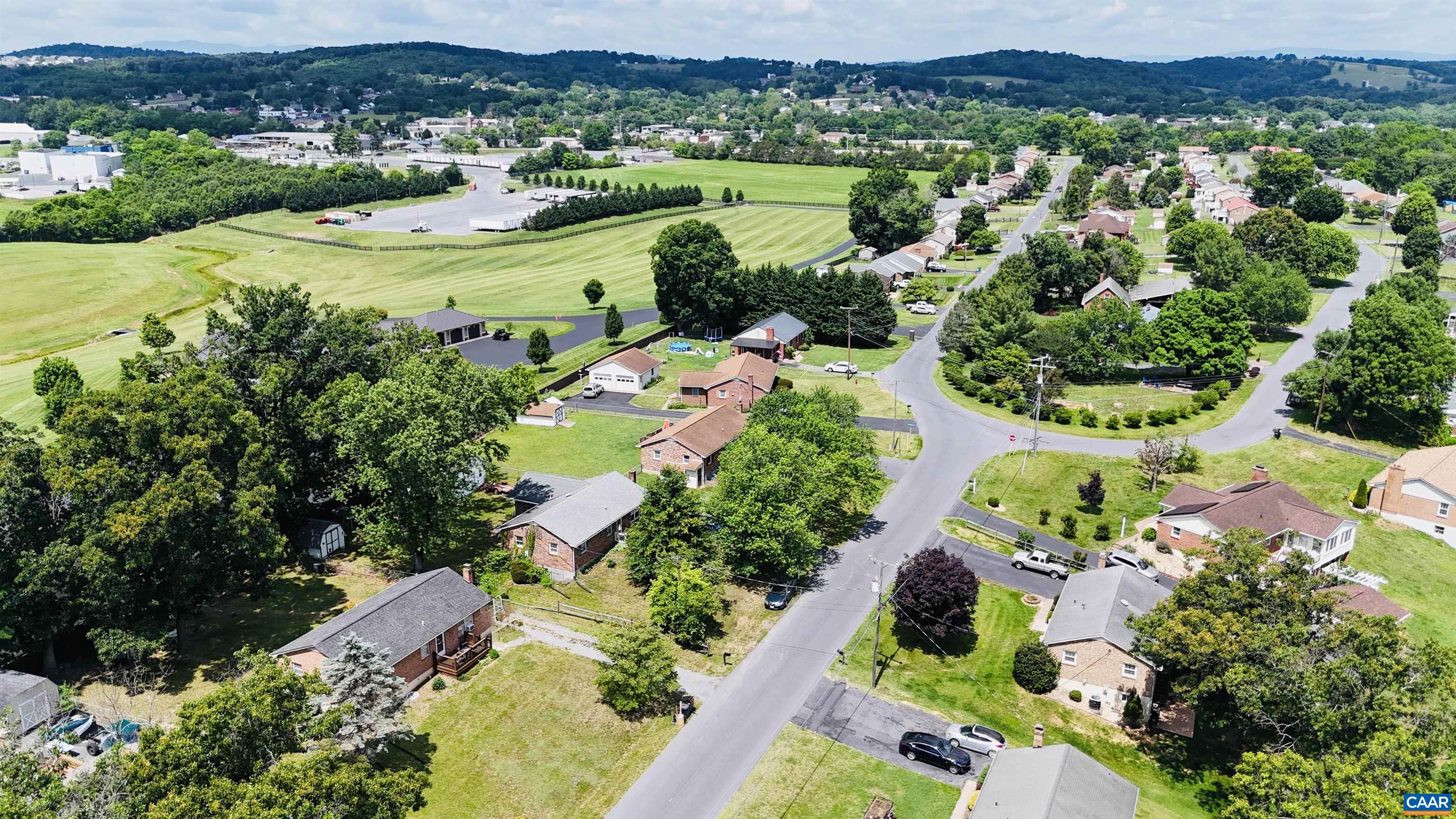 17 KEN VIEW AVE, VERONA, Virginia 24482, 3 Bedrooms Bedrooms, ,2 BathroomsBathrooms,Residential,17 KEN VIEW AVE,678351 MLS # 678351 17 KEN VIEW AVE, VERONA, Virginia 24482, 3 Bedrooms Bedrooms, ,2 BathroomsBathrooms,Residential,17 KEN VIEW AVE,678351 MLS # 678351