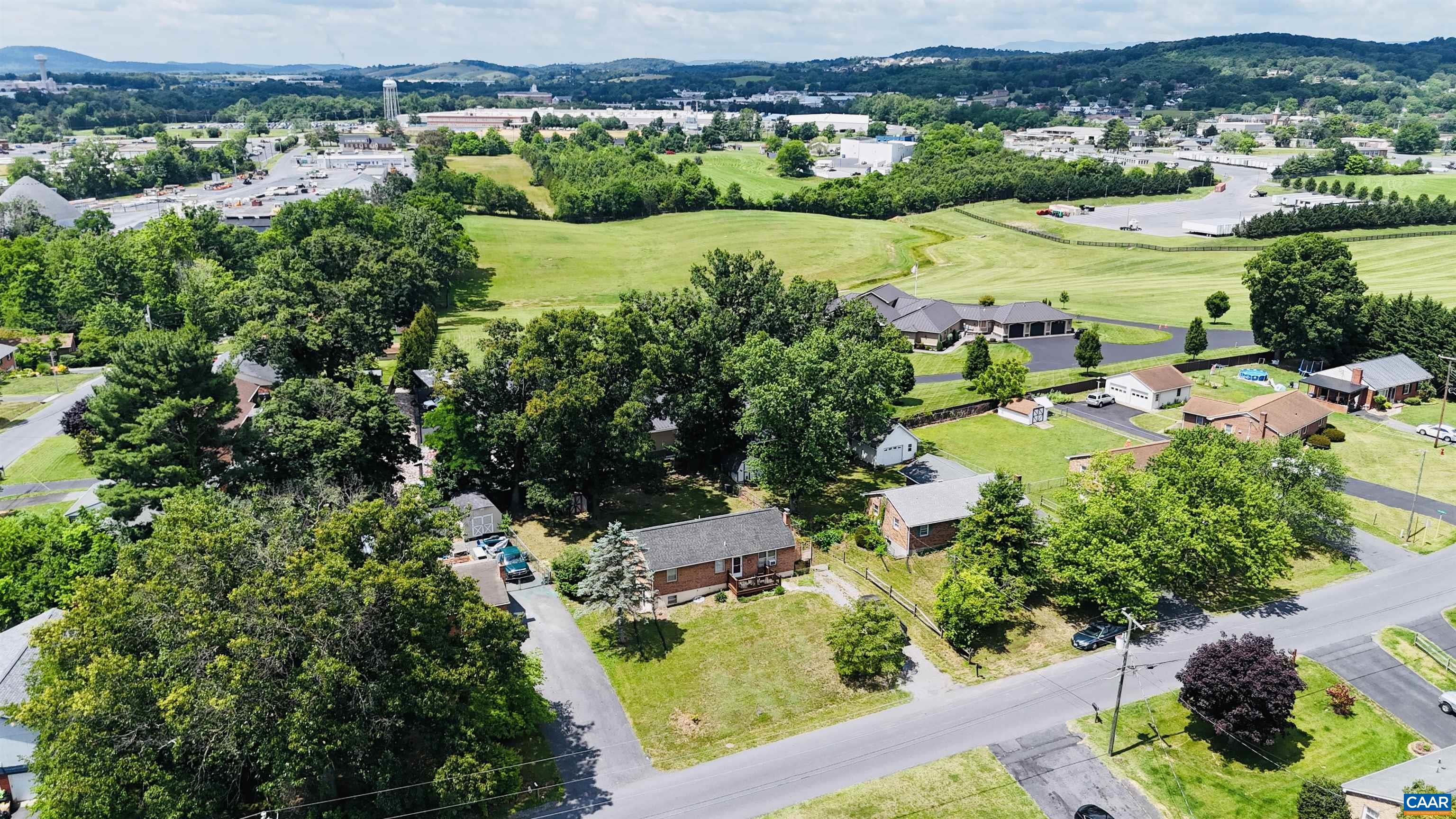 17 KEN VIEW AVE, VERONA, Virginia 24482, 3 Bedrooms Bedrooms, ,2 BathroomsBathrooms,Residential,17 KEN VIEW AVE,678351 MLS # 678351 17 KEN VIEW AVE, VERONA, Virginia 24482, 3 Bedrooms Bedrooms, ,2 BathroomsBathrooms,Residential,17 KEN VIEW AVE,678351 MLS # 678351