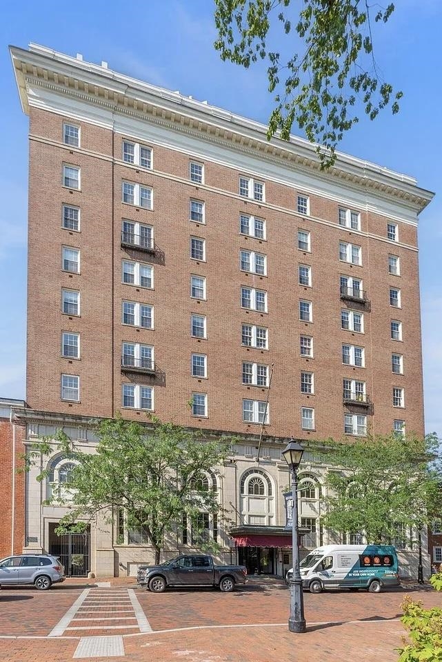 500 COURT SQ, CHARLOTTESVILLE, Virginia 22902, 1 Bedroom Bedrooms, ,1 BathroomBathrooms,Residential,500 COURT SQ,678354 MLS # 678354 500 COURT SQ, CHARLOTTESVILLE, Virginia 22902, 1 Bedroom Bedrooms, ,1 BathroomBathrooms,Residential,500 COURT SQ,678354 MLS # 678354