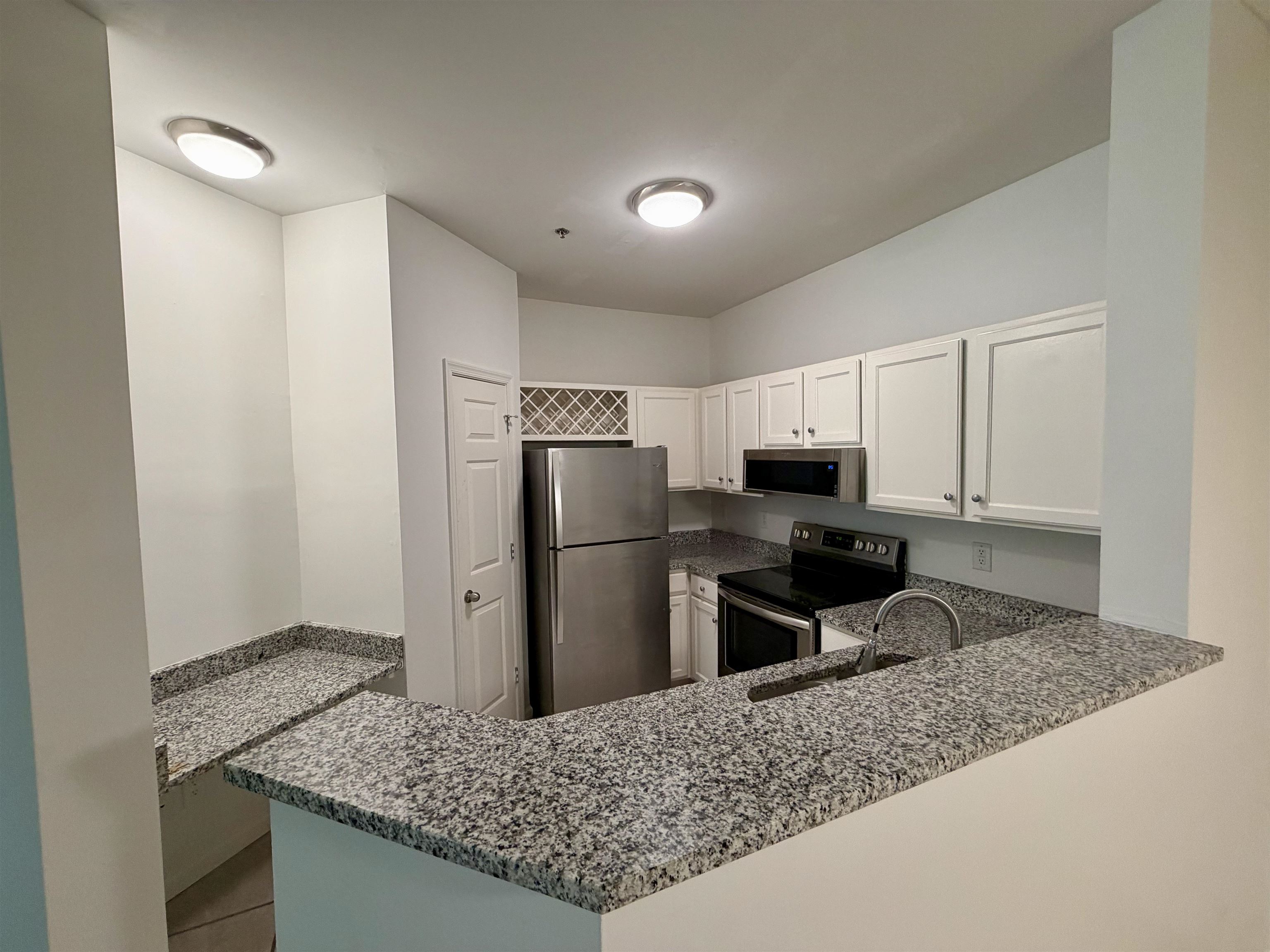 310 RIVERBEND DR, CHARLOTTESVILLE, Virginia 22902, 2 Bedrooms Bedrooms, ,2 BathroomsBathrooms,Residential,310 RIVERBEND DR,678359 MLS # 678359 310 RIVERBEND DR, CHARLOTTESVILLE, Virginia 22902, 2 Bedrooms Bedrooms, ,2 BathroomsBathrooms,Residential,310 RIVERBEND DR,678359 MLS # 678359