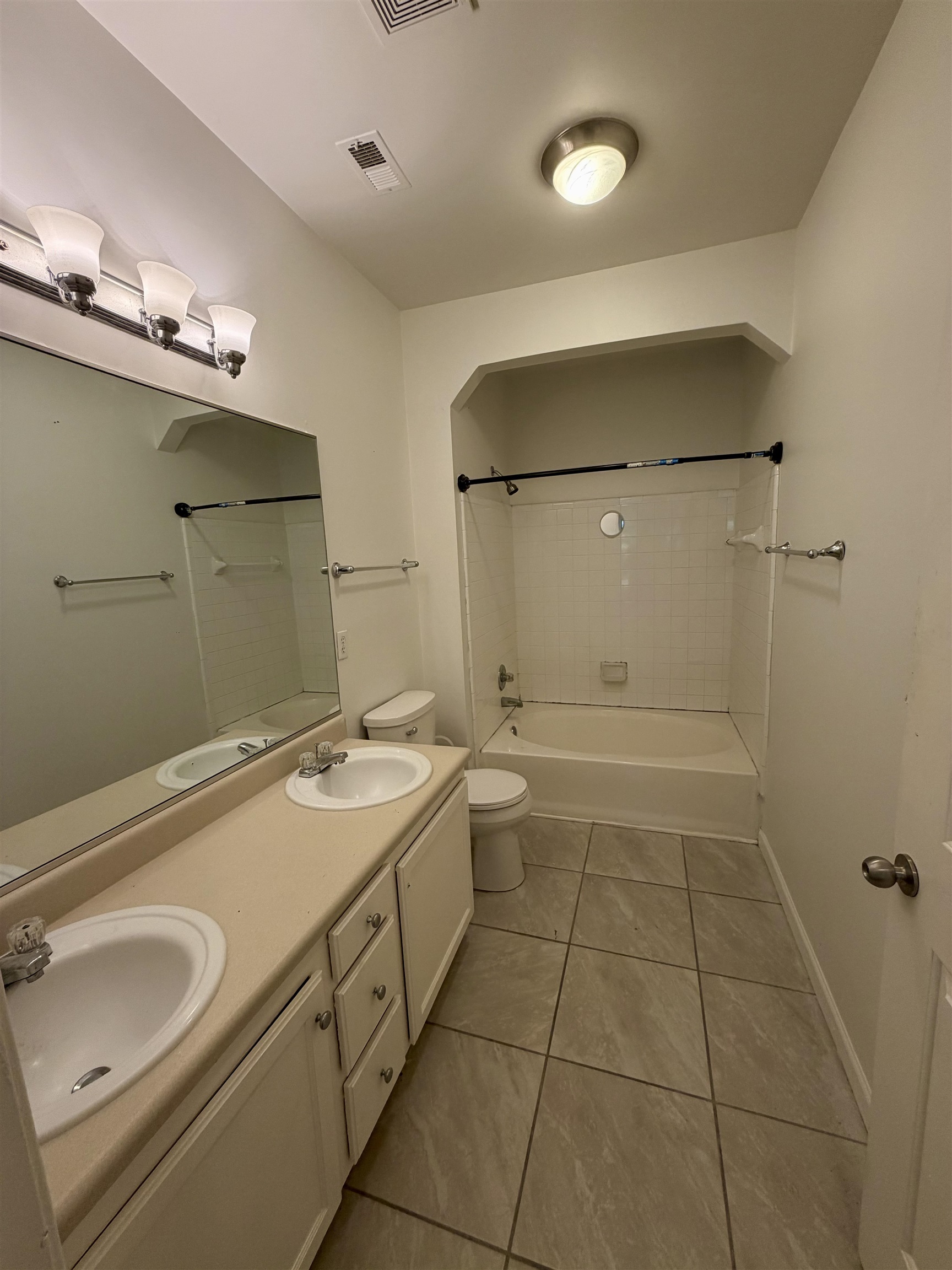 310 RIVERBEND DR, CHARLOTTESVILLE, Virginia 22902, 2 Bedrooms Bedrooms, ,2 BathroomsBathrooms,Residential,310 RIVERBEND DR,678359 MLS # 678359 310 RIVERBEND DR, CHARLOTTESVILLE, Virginia 22902, 2 Bedrooms Bedrooms, ,2 BathroomsBathrooms,Residential,310 RIVERBEND DR,678359 MLS # 678359