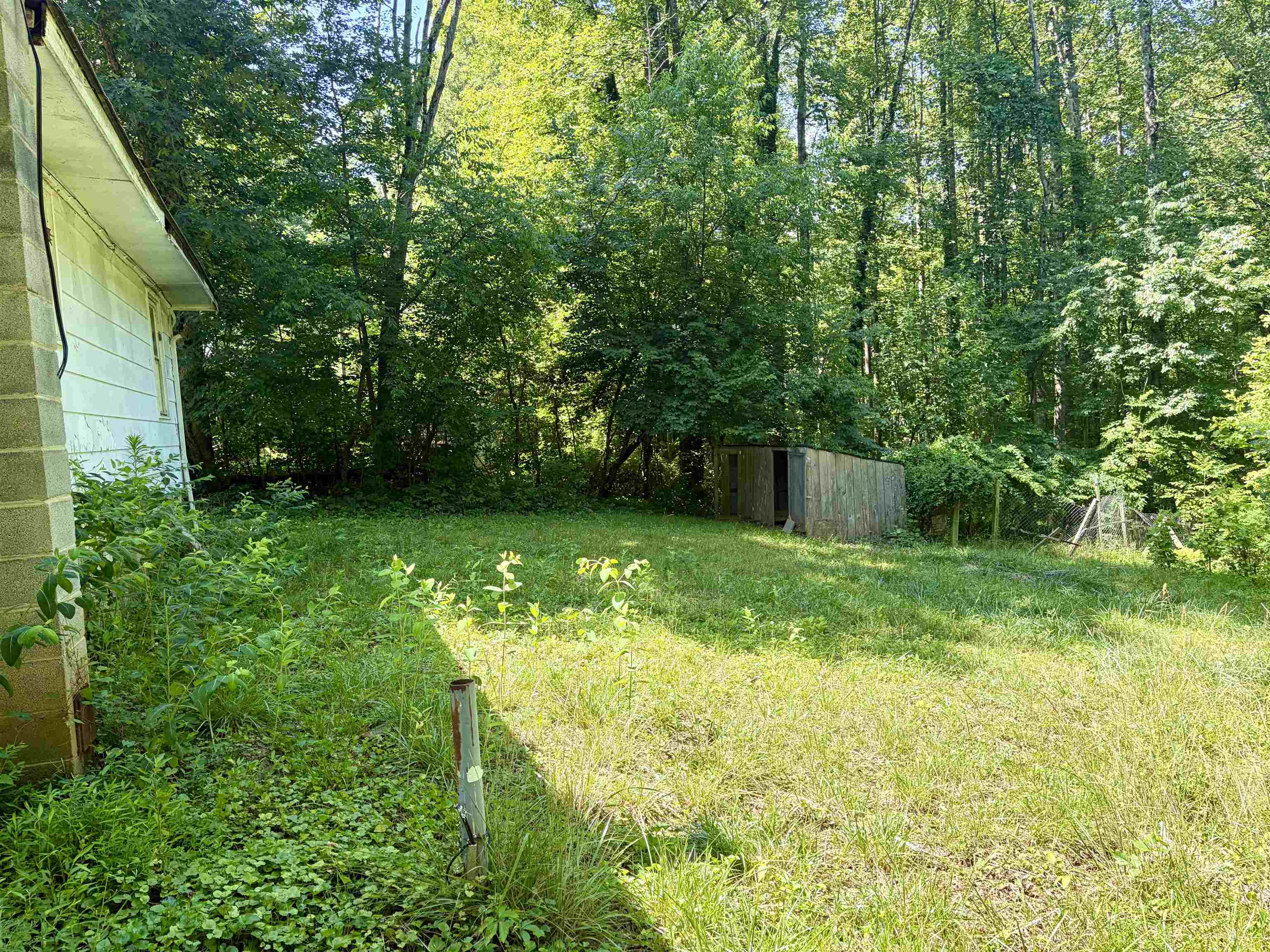 5851 ALBERENE RD, ESMONT, Virginia 22937, 3 Bedrooms Bedrooms, ,1 BathroomBathrooms,Residential,5851 ALBERENE RD,678360 MLS # 678360 5851 ALBERENE RD, ESMONT, Virginia 22937, 3 Bedrooms Bedrooms, ,1 BathroomBathrooms,Residential,5851 ALBERENE RD,678360 MLS # 678360