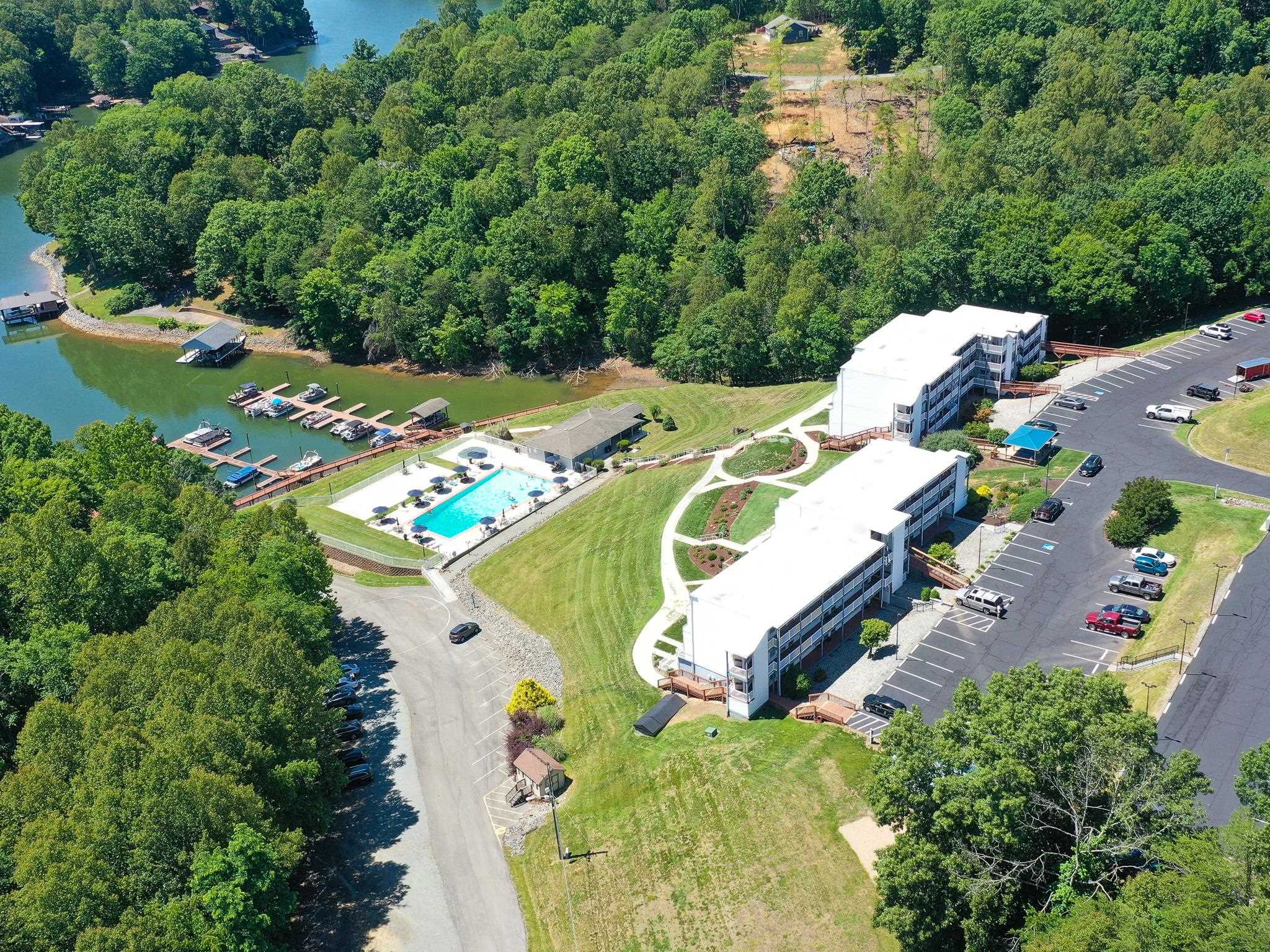 1085 BLUEWATER DR, MONETA, Virginia 24121, 1 Bedroom Bedrooms, ,1 BathroomBathrooms,Residential,1085 BLUEWATER DR,678361 MLS # 678361 1085 BLUEWATER DR, MONETA, Virginia 24121, 1 Bedroom Bedrooms, ,1 BathroomBathrooms,Residential,1085 BLUEWATER DR,678361 MLS # 678361
