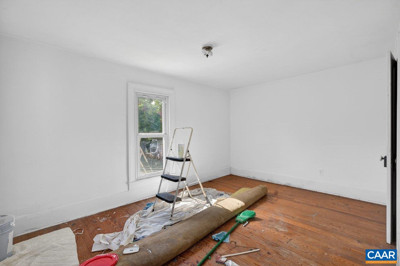 176 EUREKA MILL RD, STAUNTON, Virginia 24401, 3 Bedrooms Bedrooms, ,1 BathroomBathrooms,Residential,176 EUREKA MILL RD,678362 MLS # 678362 176 EUREKA MILL RD, STAUNTON, Virginia 24401, 3 Bedrooms Bedrooms, ,1 BathroomBathrooms,Residential,176 EUREKA MILL RD,678362 MLS # 678362