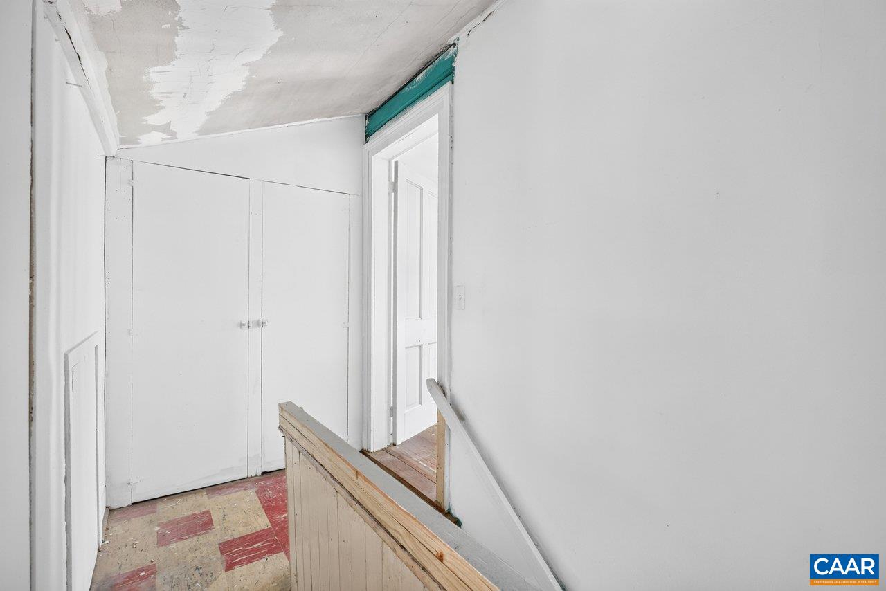 176 EUREKA MILL RD, STAUNTON, Virginia 24401, 3 Bedrooms Bedrooms, ,1 BathroomBathrooms,Residential,176 EUREKA MILL RD,678362 MLS # 678362 176 EUREKA MILL RD, STAUNTON, Virginia 24401, 3 Bedrooms Bedrooms, ,1 BathroomBathrooms,Residential,176 EUREKA MILL RD,678362 MLS # 678362