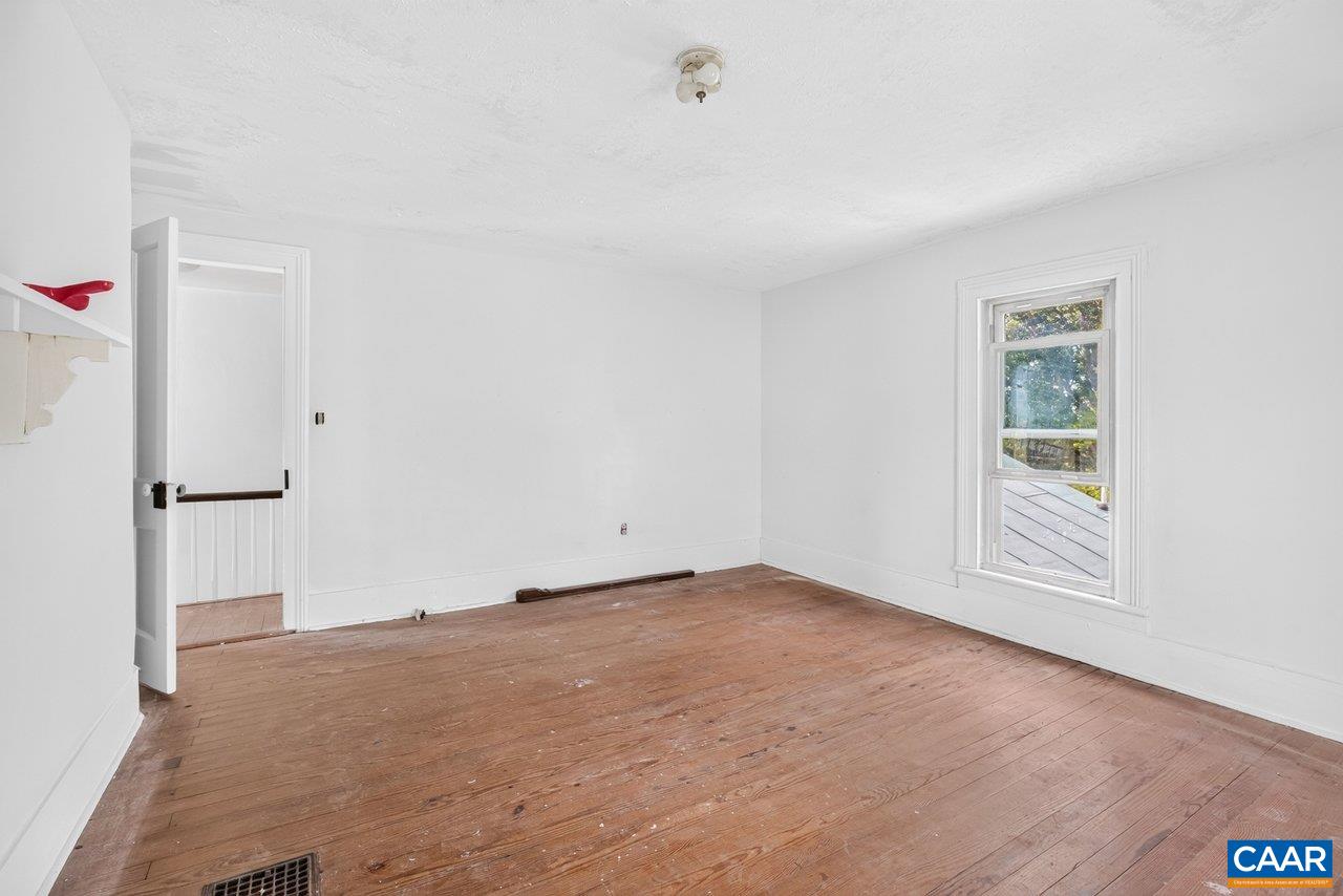 176 EUREKA MILL RD, STAUNTON, Virginia 24401, 3 Bedrooms Bedrooms, ,1 BathroomBathrooms,Residential,176 EUREKA MILL RD,678362 MLS # 678362 176 EUREKA MILL RD, STAUNTON, Virginia 24401, 3 Bedrooms Bedrooms, ,1 BathroomBathrooms,Residential,176 EUREKA MILL RD,678362 MLS # 678362