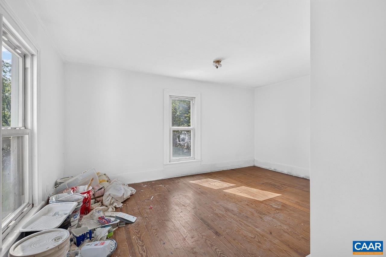 176 EUREKA MILL RD, STAUNTON, Virginia 24401, 3 Bedrooms Bedrooms, ,1 BathroomBathrooms,Residential,176 EUREKA MILL RD,678362 MLS # 678362 176 EUREKA MILL RD, STAUNTON, Virginia 24401, 3 Bedrooms Bedrooms, ,1 BathroomBathrooms,Residential,176 EUREKA MILL RD,678362 MLS # 678362