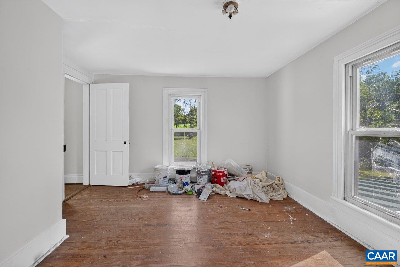 176 EUREKA MILL RD, STAUNTON, Virginia 24401, 3 Bedrooms Bedrooms, ,1 BathroomBathrooms,Residential,176 EUREKA MILL RD,678362 MLS # 678362 176 EUREKA MILL RD, STAUNTON, Virginia 24401, 3 Bedrooms Bedrooms, ,1 BathroomBathrooms,Residential,176 EUREKA MILL RD,678362 MLS # 678362