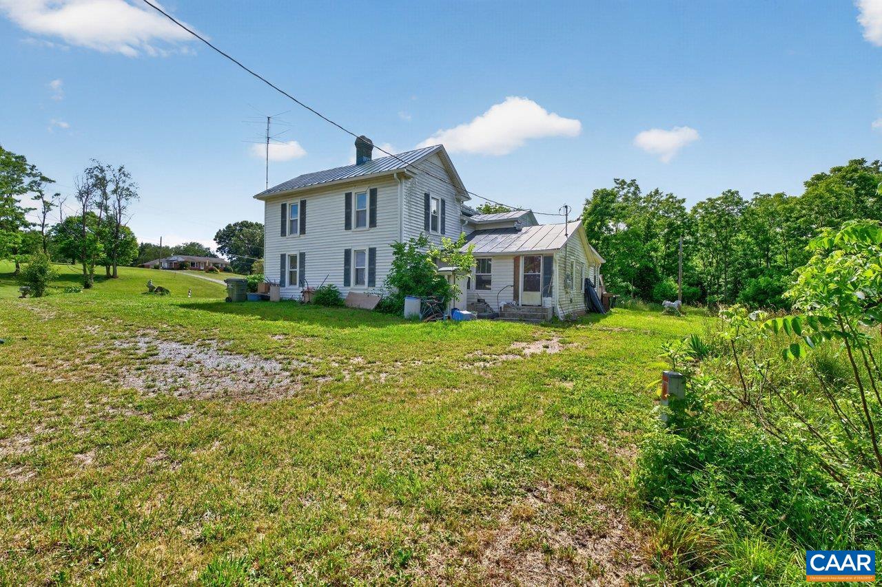 176 EUREKA MILL RD, STAUNTON, Virginia 24401, 3 Bedrooms Bedrooms, ,1 BathroomBathrooms,Residential,176 EUREKA MILL RD,678362 MLS # 678362 176 EUREKA MILL RD, STAUNTON, Virginia 24401, 3 Bedrooms Bedrooms, ,1 BathroomBathrooms,Residential,176 EUREKA MILL RD,678362 MLS # 678362