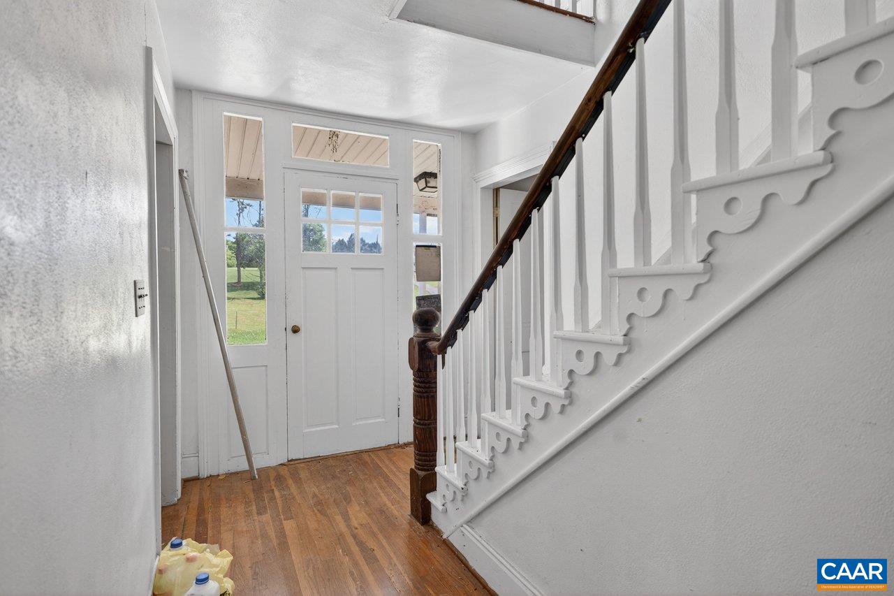 176 EUREKA MILL RD, STAUNTON, Virginia 24401, 3 Bedrooms Bedrooms, ,1 BathroomBathrooms,Residential,176 EUREKA MILL RD,678362 MLS # 678362 176 EUREKA MILL RD, STAUNTON, Virginia 24401, 3 Bedrooms Bedrooms, ,1 BathroomBathrooms,Residential,176 EUREKA MILL RD,678362 MLS # 678362
