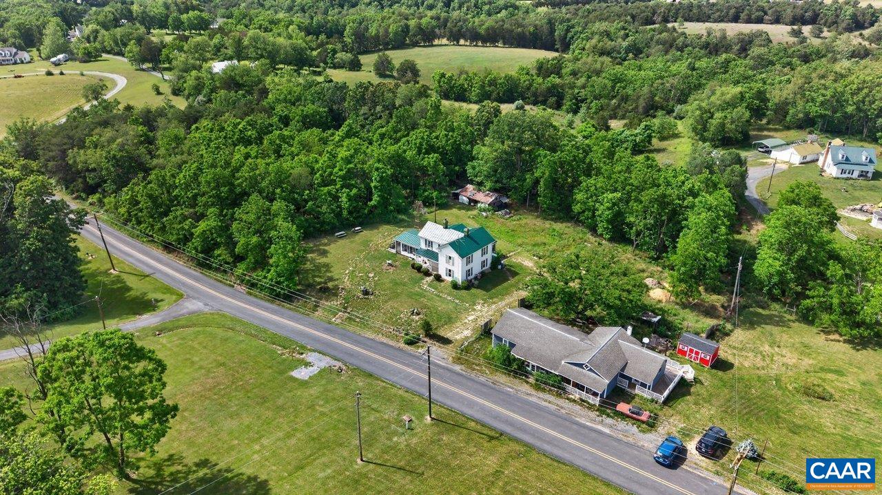 176 EUREKA MILL RD, STAUNTON, Virginia 24401, 3 Bedrooms Bedrooms, ,1 BathroomBathrooms,Residential,176 EUREKA MILL RD,678362 MLS # 678362 176 EUREKA MILL RD, STAUNTON, Virginia 24401, 3 Bedrooms Bedrooms, ,1 BathroomBathrooms,Residential,176 EUREKA MILL RD,678362 MLS # 678362