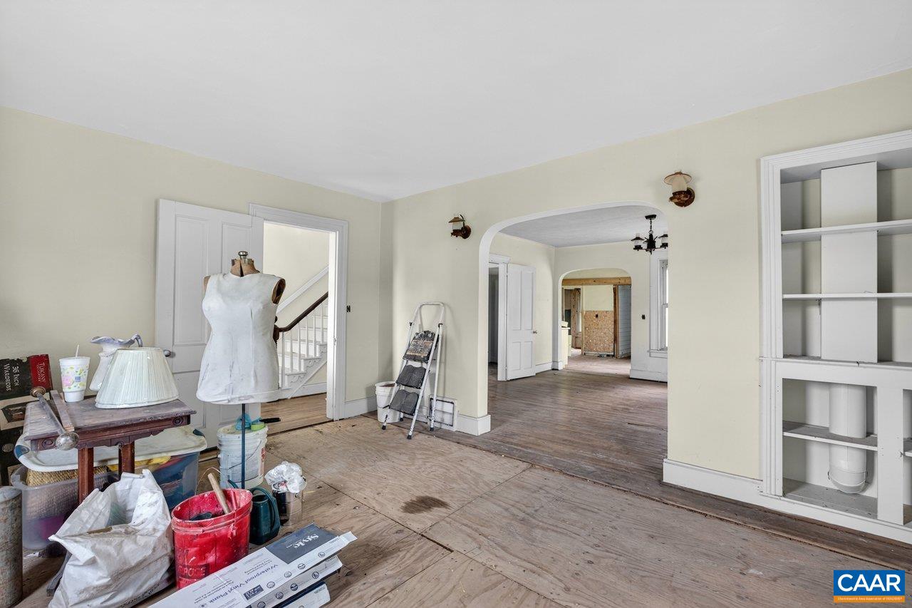 176 EUREKA MILL RD, STAUNTON, Virginia 24401, 3 Bedrooms Bedrooms, ,1 BathroomBathrooms,Residential,176 EUREKA MILL RD,678362 MLS # 678362 176 EUREKA MILL RD, STAUNTON, Virginia 24401, 3 Bedrooms Bedrooms, ,1 BathroomBathrooms,Residential,176 EUREKA MILL RD,678362 MLS # 678362