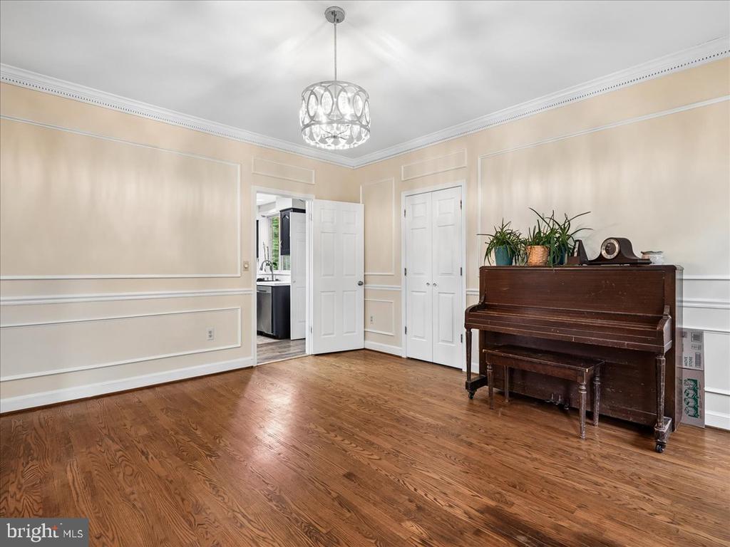 9935 HIGHLAND DR, MARSHALL, Virginia 20115, 4 Bedrooms Bedrooms, ,4 BathroomsBathrooms,Residential,9935 HIGHLAND DR,VAFQ2020520 MLS # VAFQ2020520 9935 HIGHLAND DR, MARSHALL, Virginia 20115, 4 Bedrooms Bedrooms, ,4 BathroomsBathrooms,Residential,9935 HIGHLAND DR,VAFQ2020520 MLS # VAFQ2020520
