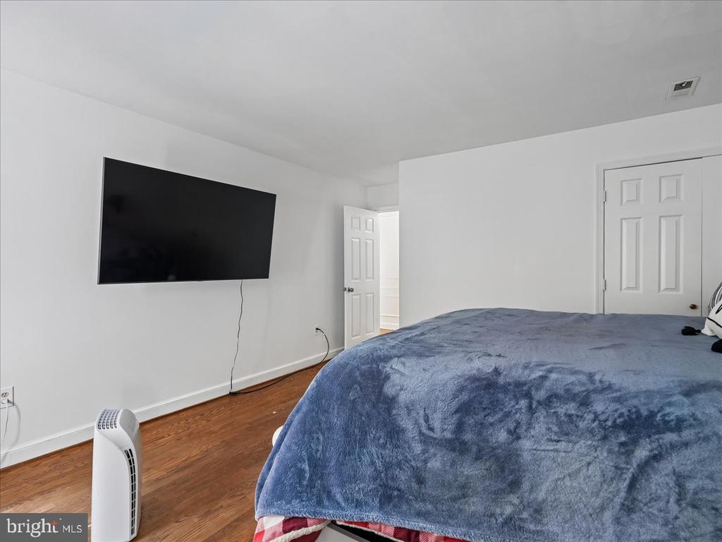9935 HIGHLAND DR, MARSHALL, Virginia 20115, 4 Bedrooms Bedrooms, ,4 BathroomsBathrooms,Residential,9935 HIGHLAND DR,VAFQ2020520 MLS # VAFQ2020520 9935 HIGHLAND DR, MARSHALL, Virginia 20115, 4 Bedrooms Bedrooms, ,4 BathroomsBathrooms,Residential,9935 HIGHLAND DR,VAFQ2020520 MLS # VAFQ2020520
