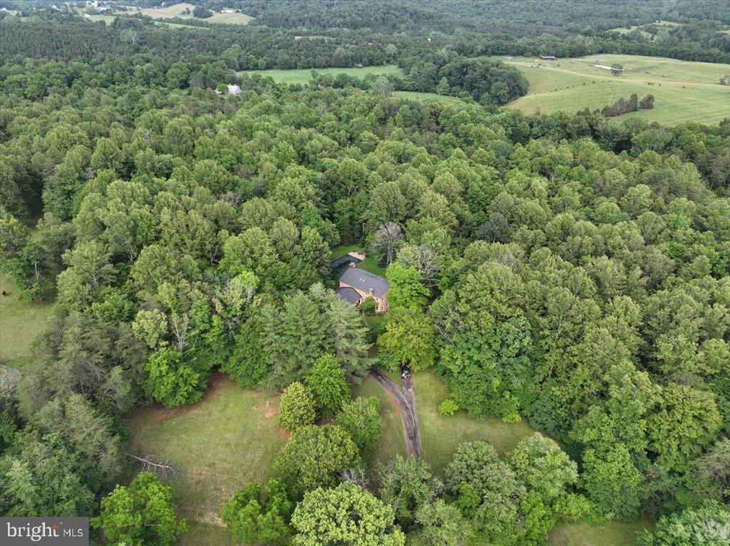 9935 HIGHLAND DR, MARSHALL, Virginia 20115, 4 Bedrooms Bedrooms, ,4 BathroomsBathrooms,Residential,9935 HIGHLAND DR,VAFQ2020520 MLS # VAFQ2020520 9935 HIGHLAND DR, MARSHALL, Virginia 20115, 4 Bedrooms Bedrooms, ,4 BathroomsBathrooms,Residential,9935 HIGHLAND DR,VAFQ2020520 MLS # VAFQ2020520