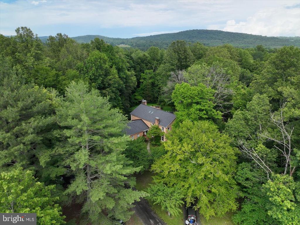 9935 HIGHLAND DR, MARSHALL, Virginia 20115, 4 Bedrooms Bedrooms, ,4 BathroomsBathrooms,Residential,9935 HIGHLAND DR,VAFQ2020520 MLS # VAFQ2020520 9935 HIGHLAND DR, MARSHALL, Virginia 20115, 4 Bedrooms Bedrooms, ,4 BathroomsBathrooms,Residential,9935 HIGHLAND DR,VAFQ2020520 MLS # VAFQ2020520