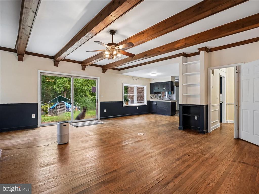 9935 HIGHLAND DR, MARSHALL, Virginia 20115, 4 Bedrooms Bedrooms, ,4 BathroomsBathrooms,Residential,9935 HIGHLAND DR,VAFQ2020520 MLS # VAFQ2020520 9935 HIGHLAND DR, MARSHALL, Virginia 20115, 4 Bedrooms Bedrooms, ,4 BathroomsBathrooms,Residential,9935 HIGHLAND DR,VAFQ2020520 MLS # VAFQ2020520