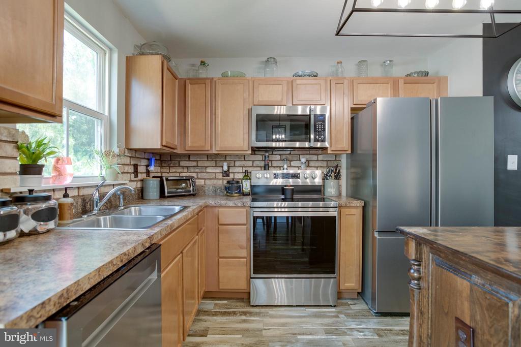 18114 SCENIC CREEK LN, CULPEPER, Virginia 22701, 3 Bedrooms Bedrooms, ,2 BathroomsBathrooms,Residential,18114 SCENIC CREEK LN,VACU2013892 MLS # VACU2013892 18114 SCENIC CREEK LN, CULPEPER, Virginia 22701, 3 Bedrooms Bedrooms, ,2 BathroomsBathrooms,Residential,18114 SCENIC CREEK LN,VACU2013892 MLS # VACU2013892