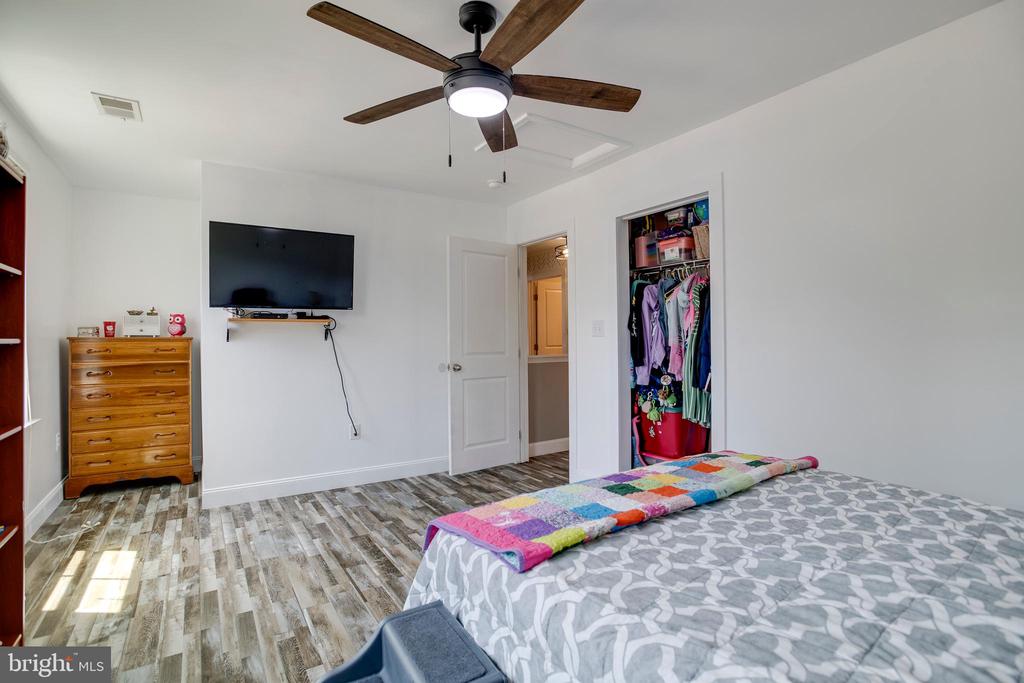 18114 SCENIC CREEK LN, CULPEPER, Virginia 22701, 3 Bedrooms Bedrooms, ,2 BathroomsBathrooms,Residential,18114 SCENIC CREEK LN,VACU2013892 MLS # VACU2013892 18114 SCENIC CREEK LN, CULPEPER, Virginia 22701, 3 Bedrooms Bedrooms, ,2 BathroomsBathrooms,Residential,18114 SCENIC CREEK LN,VACU2013892 MLS # VACU2013892