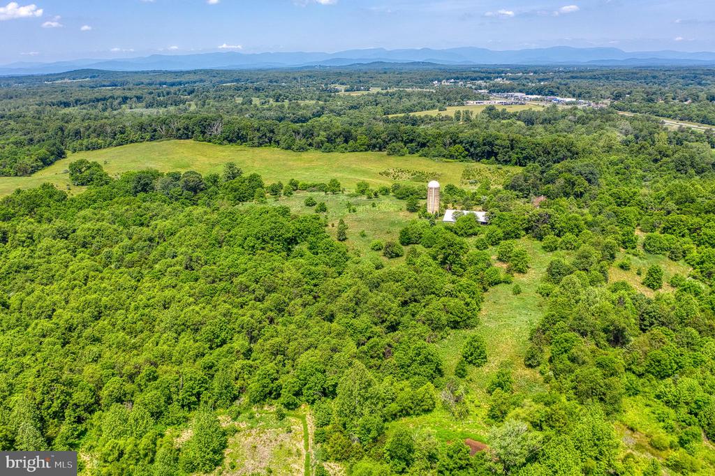 18114 SCENIC CREEK LN, CULPEPER, Virginia 22701, 3 Bedrooms Bedrooms, ,2 BathroomsBathrooms,Residential,18114 SCENIC CREEK LN,VACU2013892 MLS # VACU2013892 18114 SCENIC CREEK LN, CULPEPER, Virginia 22701, 3 Bedrooms Bedrooms, ,2 BathroomsBathrooms,Residential,18114 SCENIC CREEK LN,VACU2013892 MLS # VACU2013892