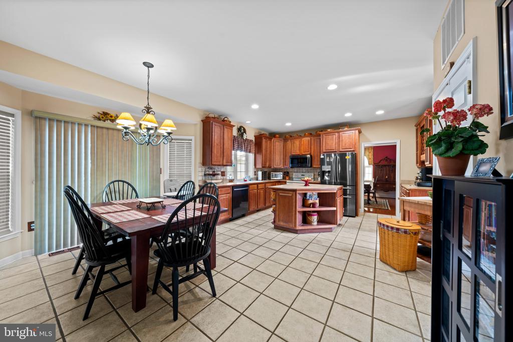 5601 HERITAGE HILLS CIR, FREDERICKSBURG, Virginia 22407, 4 Bedrooms Bedrooms, ,3 BathroomsBathrooms,Residential,5601 HERITAGE HILLS CIR,VASP2042434 MLS # VASP2042434 5601 HERITAGE HILLS CIR, FREDERICKSBURG, Virginia 22407, 4 Bedrooms Bedrooms, ,3 BathroomsBathrooms,Residential,5601 HERITAGE HILLS CIR,VASP2042434 MLS # VASP2042434