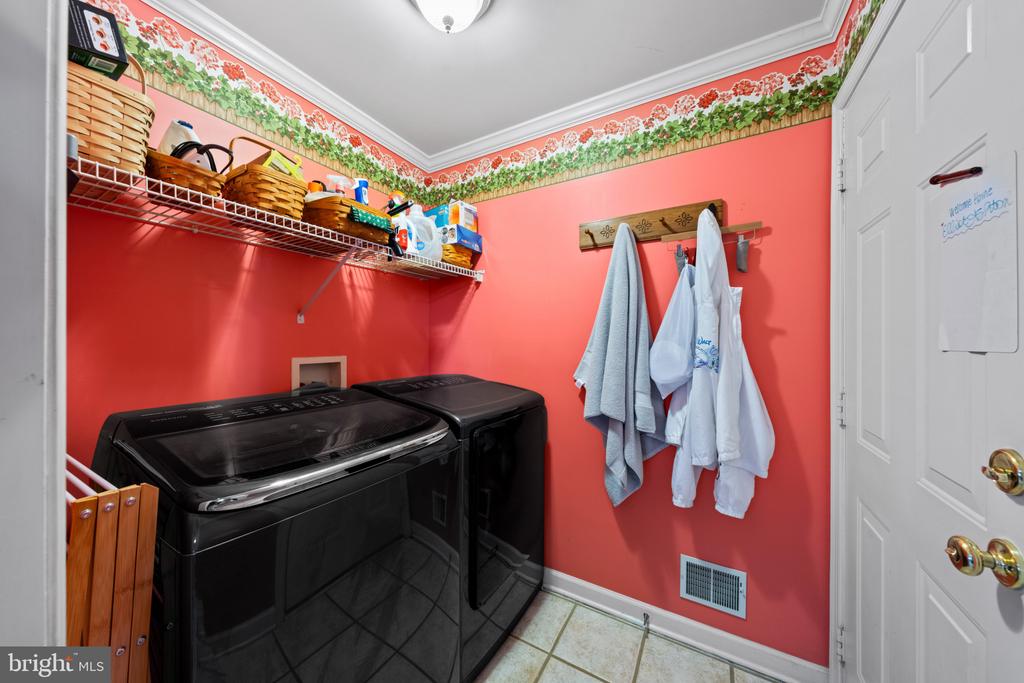 5601 HERITAGE HILLS CIR, FREDERICKSBURG, Virginia 22407, 4 Bedrooms Bedrooms, ,3 BathroomsBathrooms,Residential,5601 HERITAGE HILLS CIR,VASP2042434 MLS # VASP2042434 5601 HERITAGE HILLS CIR, FREDERICKSBURG, Virginia 22407, 4 Bedrooms Bedrooms, ,3 BathroomsBathrooms,Residential,5601 HERITAGE HILLS CIR,VASP2042434 MLS # VASP2042434