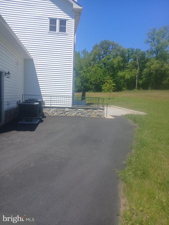 5201 CAROLYNS WAY, LINDEN, Virginia 22642, 3 Bedrooms Bedrooms, ,3 BathroomsBathrooms,Residential,5201 CAROLYNS WAY,VAFQ2022400 MLS # VAFQ2022400